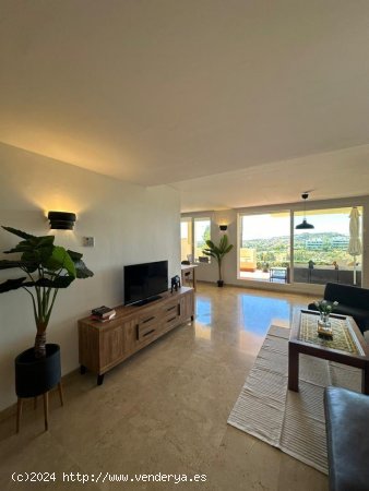 Apartamento en alquiler en Benahavís (Málaga)