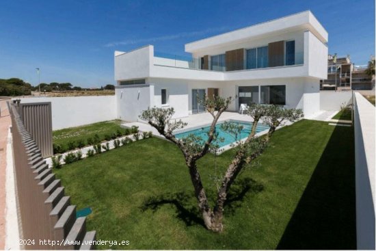 Villa en venta a estrenar en San Javier (Murcia)