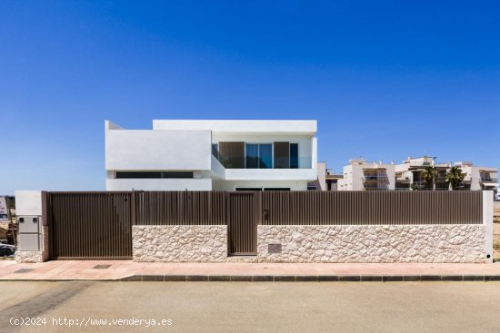 Villa en venta a estrenar en San Javier (Murcia)