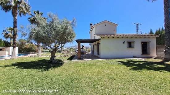 Finca en venta en Alhaurín el Grande (Málaga)