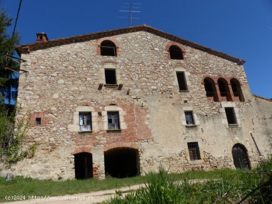 Edificio en venta en Riells i Viabrea (Girona)