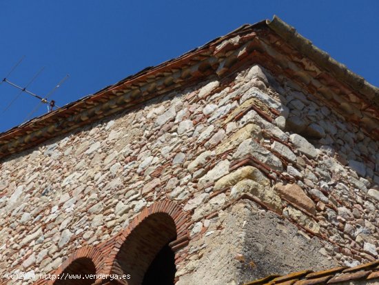 Edificio en venta en Riells i Viabrea (Girona)