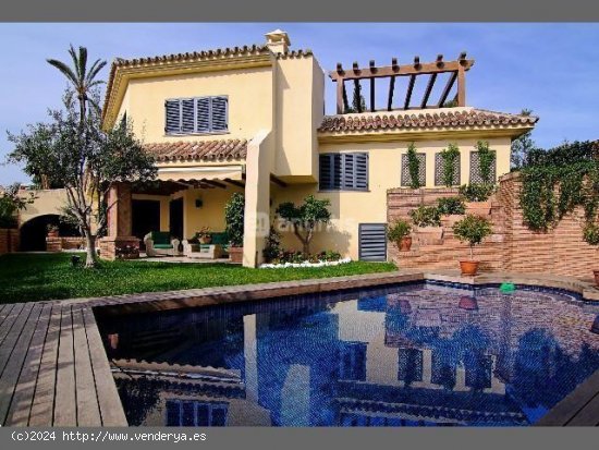 Villa en venta en Marbella (Málaga)