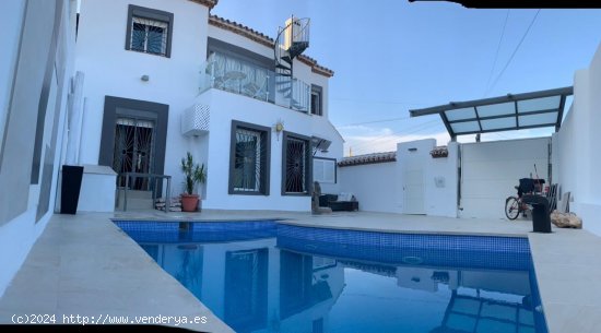  Chalet en venta en Marbella (Málaga) 