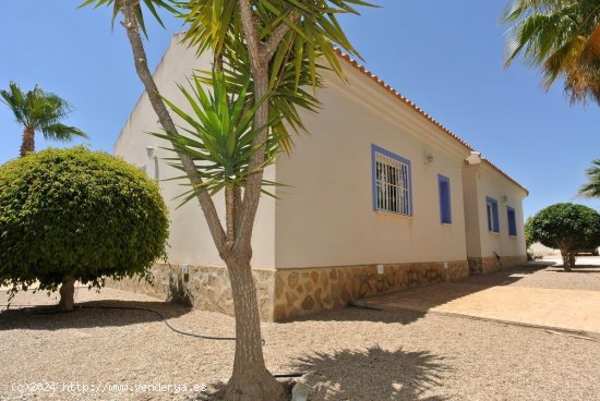 Chalet en venta en San Fulgencio (Alicante)