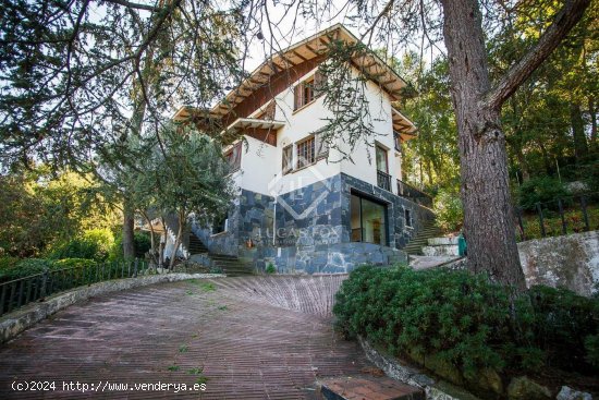  Casa en alquiler en Sant Cugat del Vallès (Barcelona) 