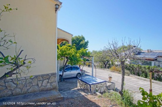 Villa en venta en Dénia (Alicante)