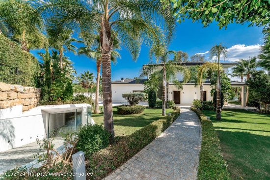 Villa en venta a estrenar en Marbella (Málaga)