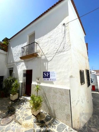 Casa en venta en Canillas de Albaida (Málaga)