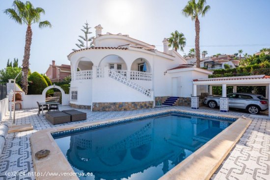 Villa en venta en Ciudad Quesada (Alicante)