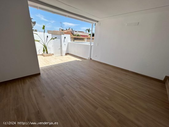 Casa en venta en Torrevieja (Alicante)