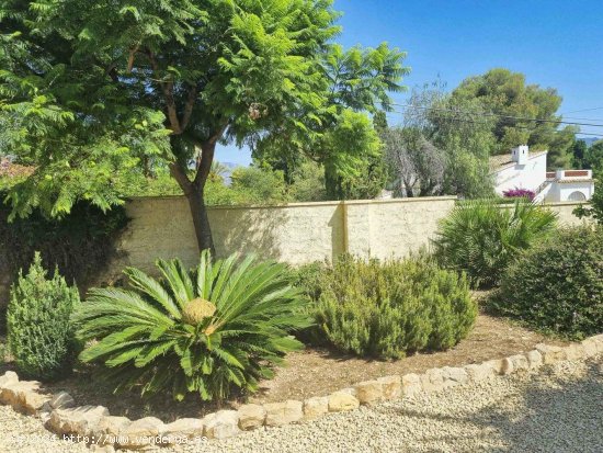 Villa en venta en Alfaz del Pi (Alicante)