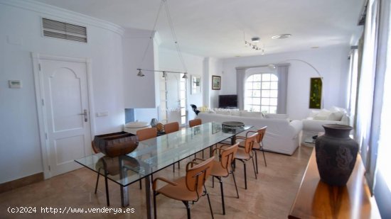 Villa en venta en Torrevieja (Alicante)