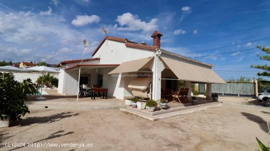 Finca en venta en Albatera (Alicante)