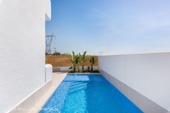 Villa en venta a estrenar en Dolores (Alicante)