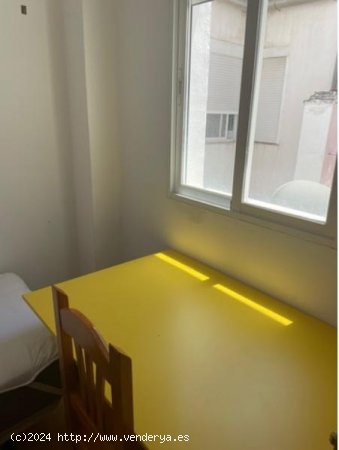 Apartamento en alquiler en Granada (Granada)