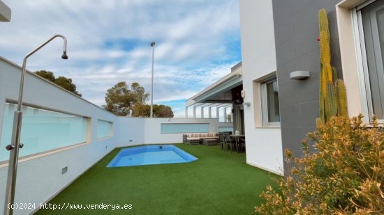 Villa en venta en Orihuela (Alicante)