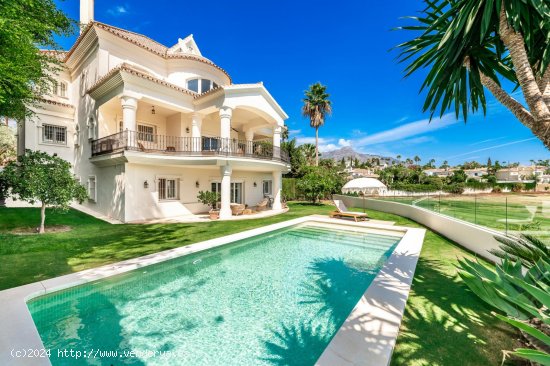 Villa en venta en Marbella (Málaga)