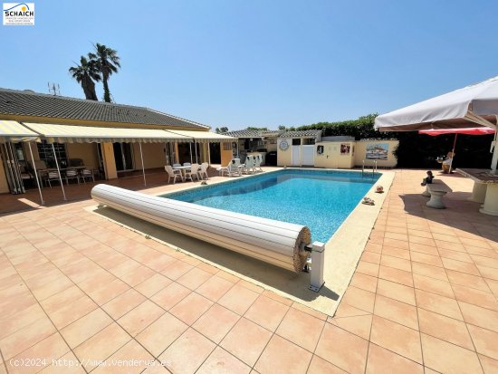 Villa en venta en Els Poblets (Alicante)