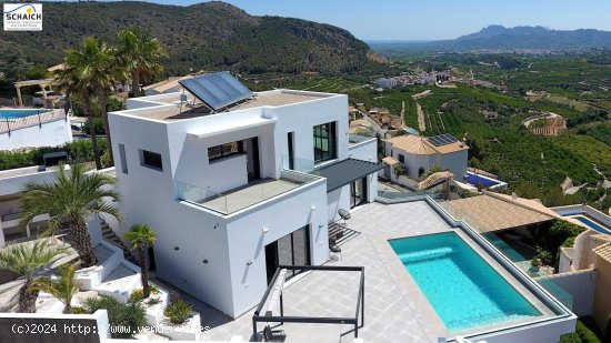 Villa en venta en Adsubia (Alicante)