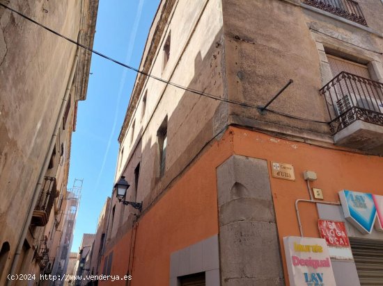 Edificio en venta en Torroella de Montgrí (Girona)