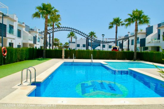 Apartamento en venta en Pilar de la Horadada (Alicante)