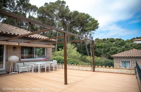 Villa en venta en Calonge (Girona)