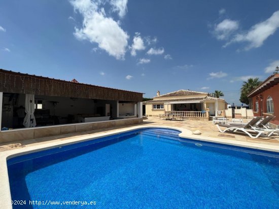 Finca en venta en Almoradí (Alicante)