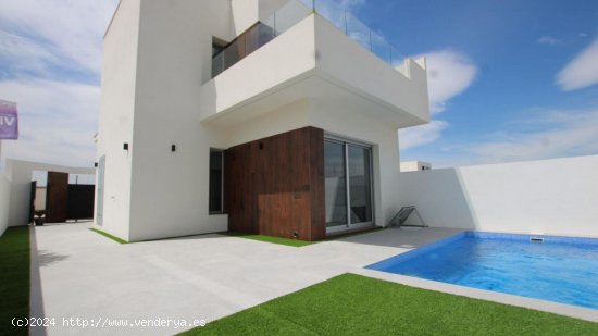 Villa en venta en construcción en San Fulgencio (Alicante)