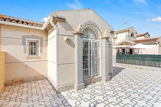 Casa en venta en Torrevieja (Alicante)