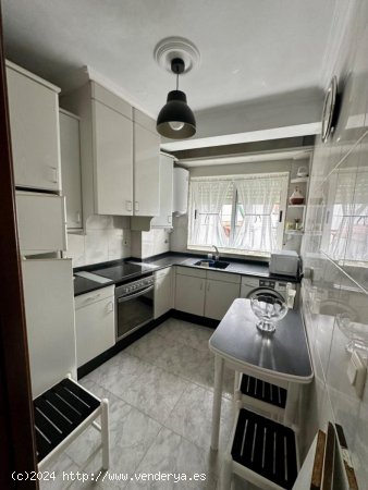 Piso en venta en Ares (La Coruña)