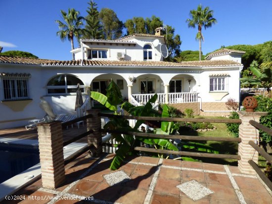  Villa en venta en Marbella (Málaga) 