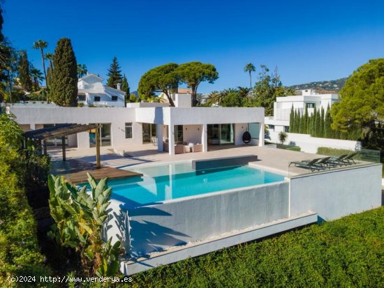  Villa en venta en Marbella (Málaga) 