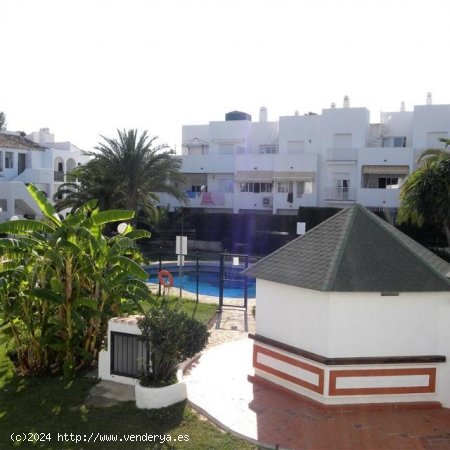  Apartamento en venta en Estepona (Málaga) 