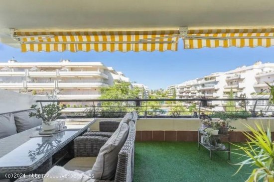  Piso en venta en Marbella (Málaga) 