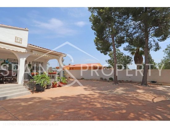 Chalet en venta en Vilamarxant (Valencia)