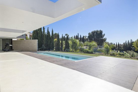 Villa en venta en Benalmádena (Málaga)