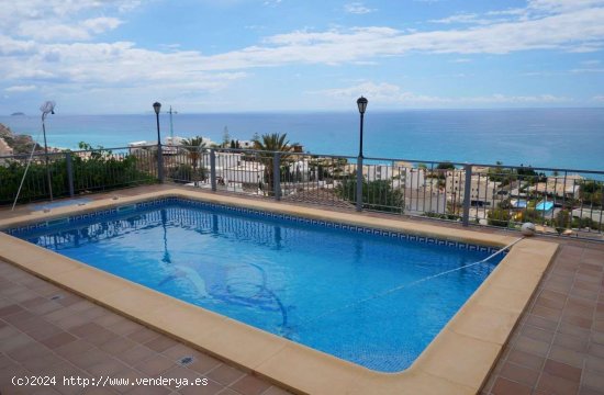 Villa en venta en Villajoyosa (Alicante)