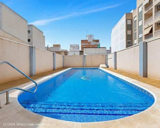 Piso en venta en Torrevieja (Alicante)