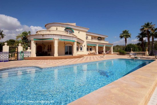  Villa en venta en Alfaz del Pi (Alicante) 