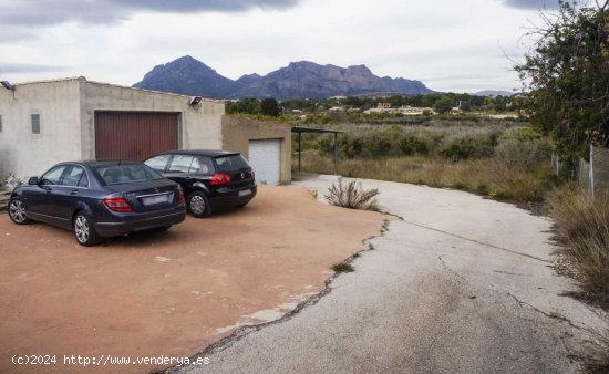 Casa en venta en Alfaz del Pi (Alicante)