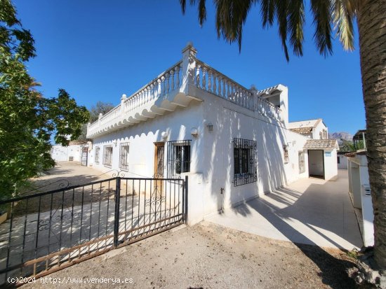 Villa en venta en Benidorm (Alicante)