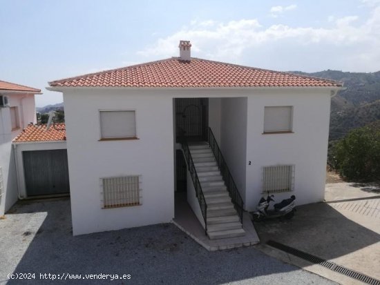 Piso en alquiler en Canillas de Albaida (Málaga)