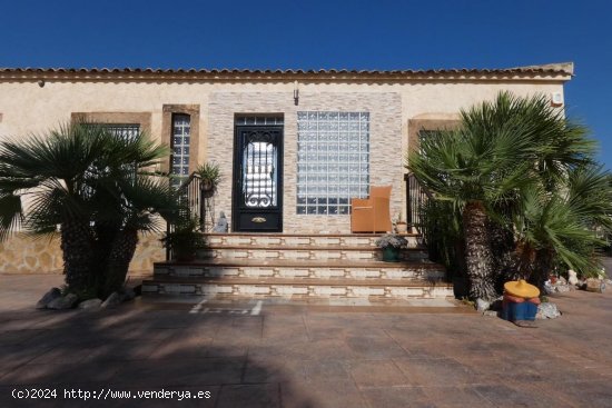 Finca en venta en Rafal (Alicante)