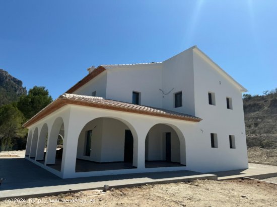 Finca en venta en Benissa (Alicante)