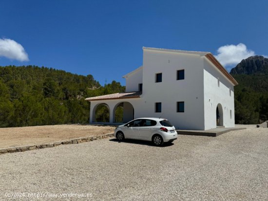 Finca en venta en Benissa (Alicante)