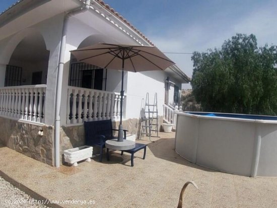 Villa en venta en Fortuna (Murcia)