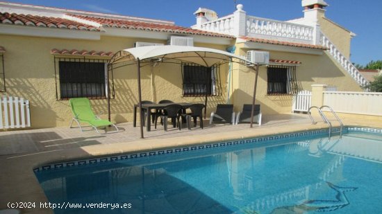 Villa en alquiler en Oliva (Valencia)