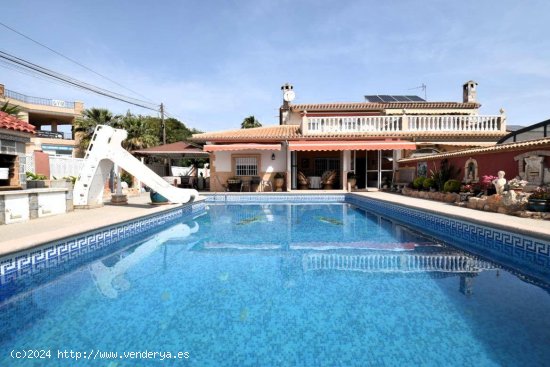  Chalet en venta en Orihuela (Alicante) 