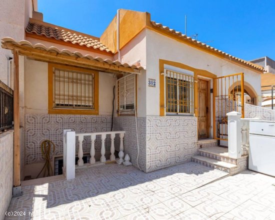 Bungalow en venta en Torrevieja (Alicante)